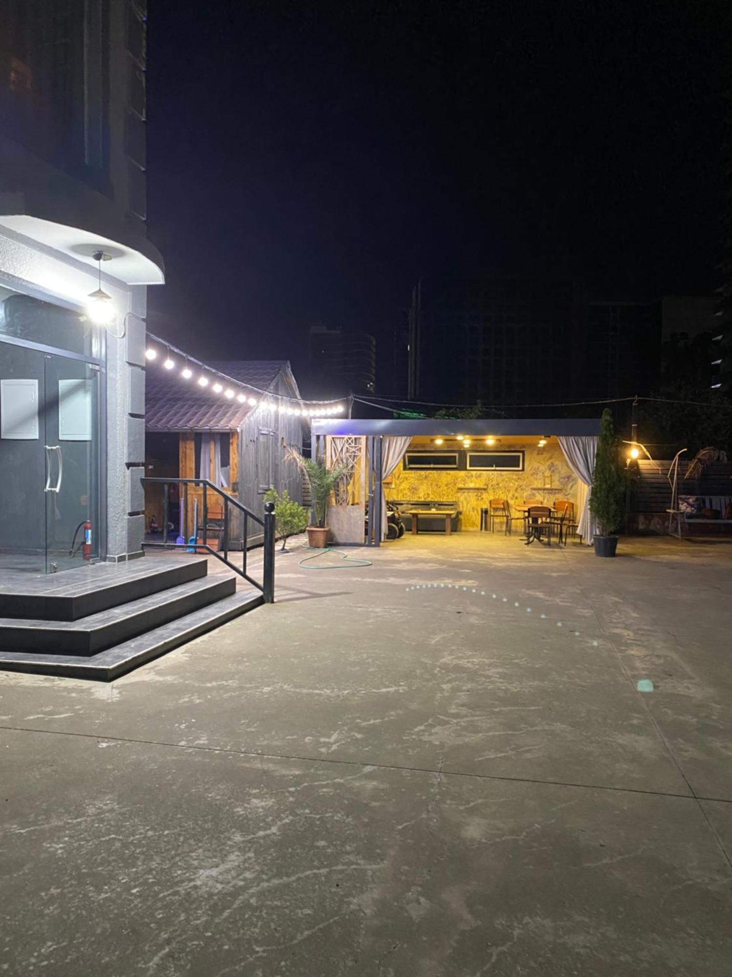 Hotel Dadu Batumi Exterior photo