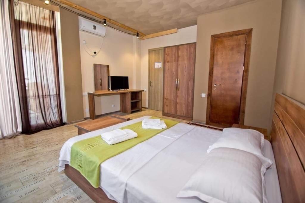 Hotel Dadu Batumi Exterior photo